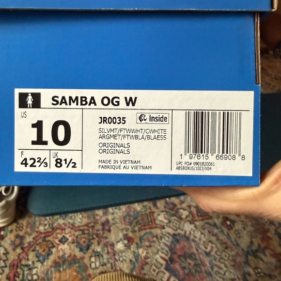 adidas White Sneaker Interior Label - Men's Size US 10 / EU 42 2/3 - Picture 9 of 9